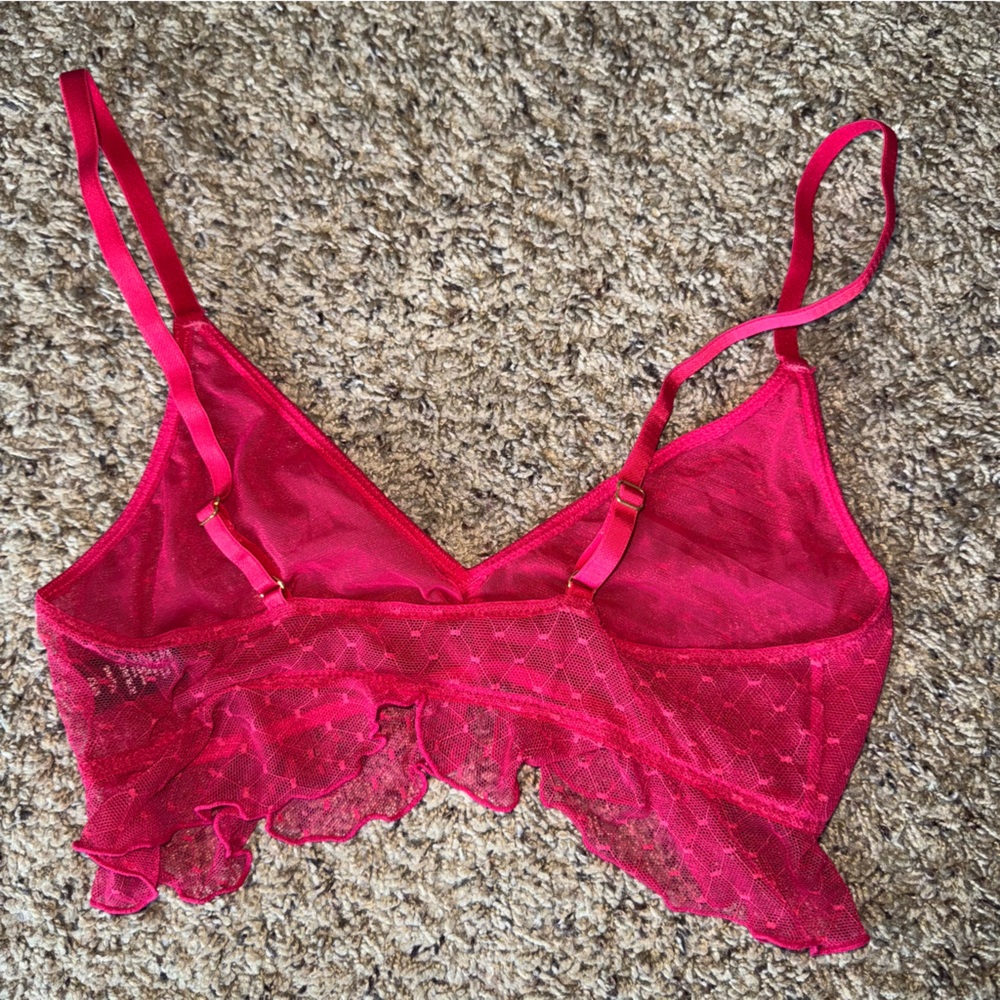 BootayBag Red Ruffle Lace Bralette - Picture 2 of 3